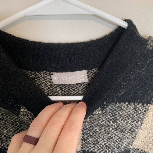 Evolution Sweater - Picture 2 of 2